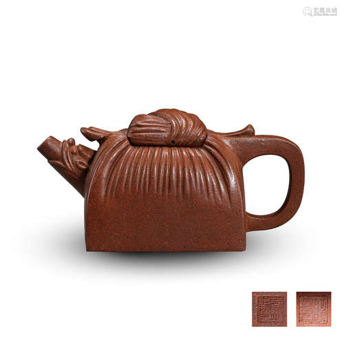 CHINESE YIXING ZISHA CLAY TEA POT