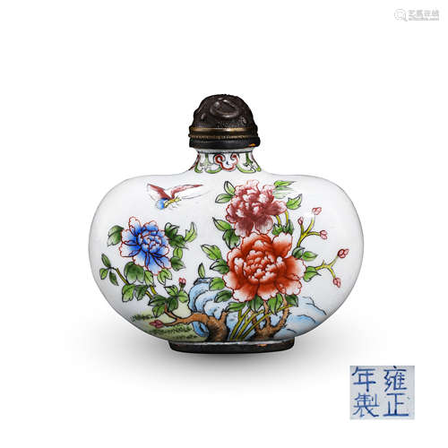 CHINESE ENAMEL FLOEWR SNUFF BOTTLE