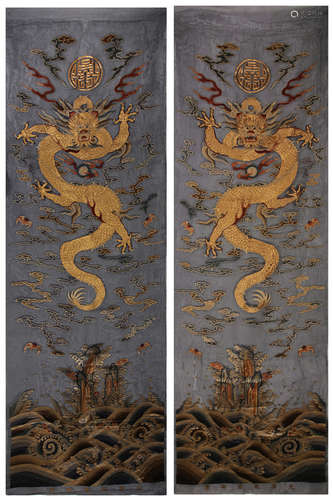 PAIR OF CHINESE EMBROIDERY DRAGON TAPESTRY