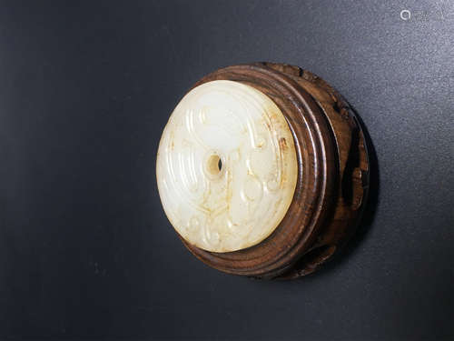 CHINESE WHITE JADE ROUND PLAQUE