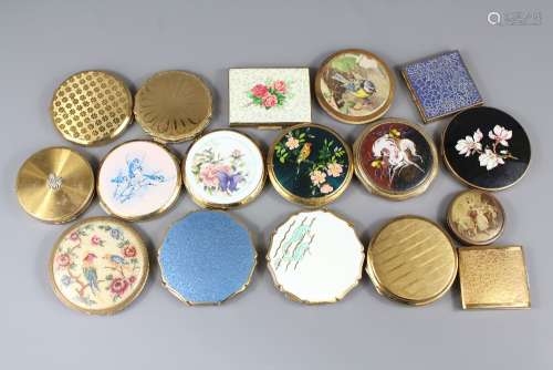 A Collection of Lady's Yardley and Stratton Vintage Powder Compacts; including an English square blue compact, Stratton gold striped design, a Stratton sea-horse enamel, Stratton Rose/Butterfly enamel, Blue Tit on branch, Yardley Girl, Stratton Bird on a Blossom, amongst others