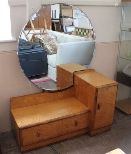 An Art Deco Birds-Eye Maple Dressing Table, approx 73 x 43 x 43 cms