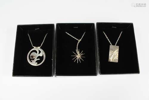 A Collection of Contemporary Lapwing Silver Jewellery