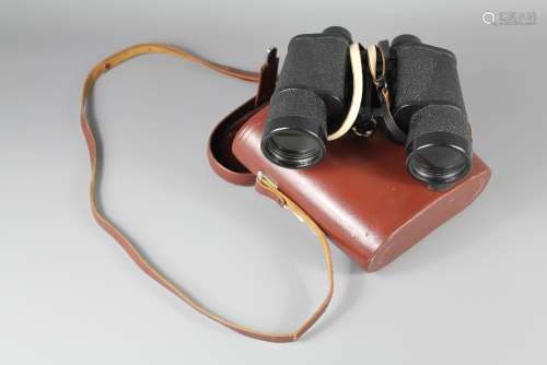 Carl Zeiss Jena Binoculars; the binoculars nrd 4052064