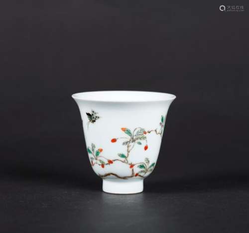 A CHINESE FAMILLE ROSE BELL-SHAPED CUP, 'DA QING KANGXI