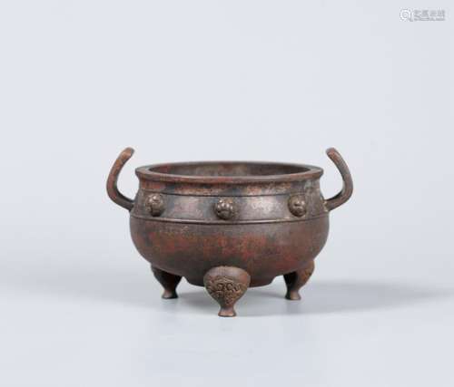 A CHINESE BRONZE TRIPOD CENSER, 17TH CENTURY