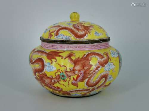 A CHINESE ENAMELED BRONZE JAR AND COVER, QIANLONG MARK