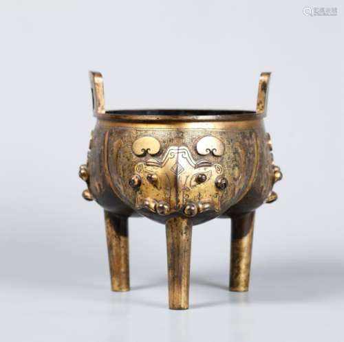 A CHINESE GILT BRONZE DING, EARLY QING DYNASTY