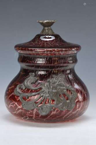 Cover vessel, Bohemia, around 1900, blown glass with