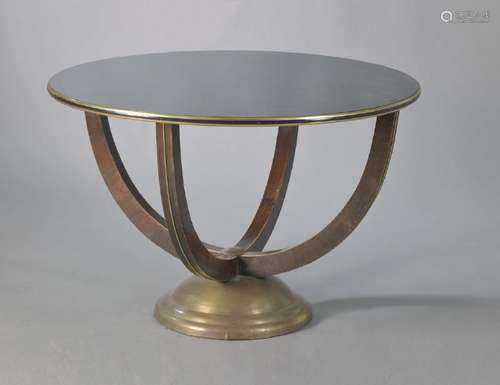 Round table, France, Middle of 20th c., walnutveneer