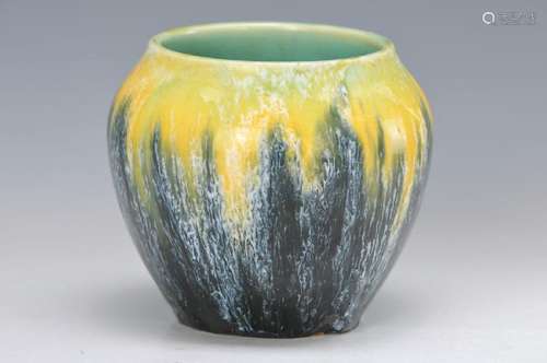 Small vase, Boch freres, around 1910, ceramic,yellow