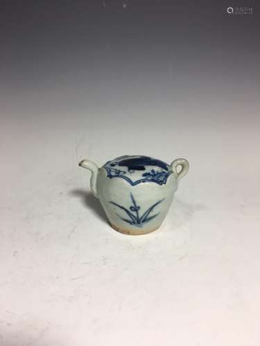 Ming Chinese Blue and White Porcelain Water Drop