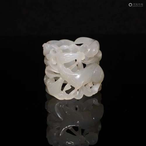 Chinese Jade Carved Thumb Ring, Open Work