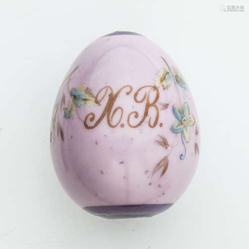 A Russian porcelain Easter egg, 19th century