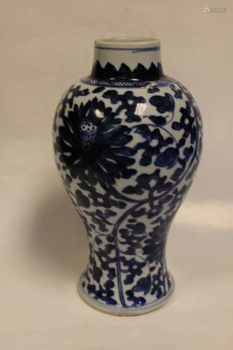 Chinese Blue and White Porcelain Vase