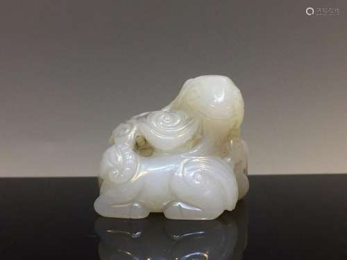 A CARVED WHITE JADE GOAT GROUP.QING PEROD