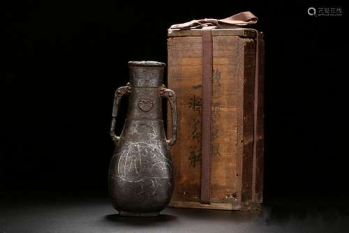 ASILVER-INLAID-IRON VASE AND BOX.ANTIQUE