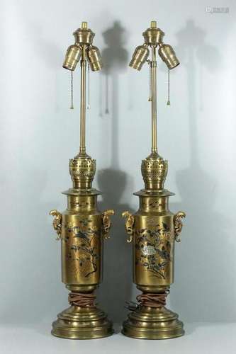 A PAIR OF JAPANESE GOLD-INLAID TABLE LAMPS.ANTIQUE