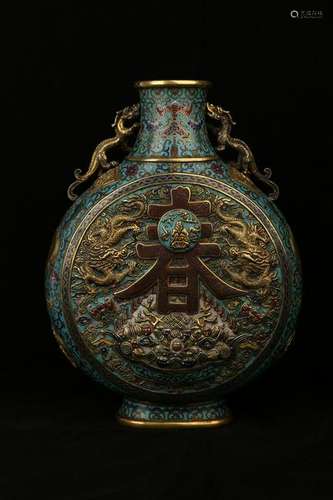 A GILT-BRONZE CLOISONNE ENAMEL MOONFLASK.QING PERIOD