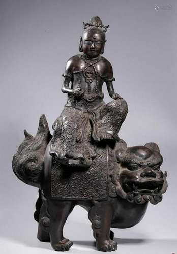 A BRONZE FIGURE OF GUANGYIN.QING PERIOD