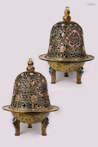 A PAIR OF CLOISONNE ENAMEL BURNER AND COVERS.QING