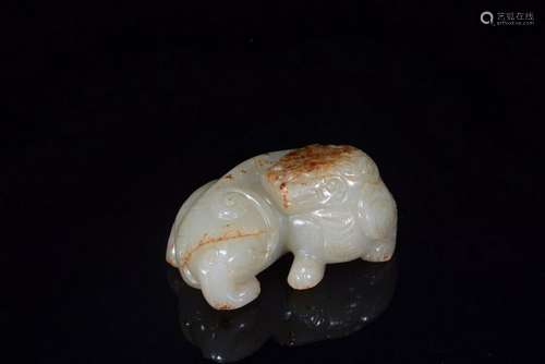 A CARVED JADE BEAST.QING PERIOD