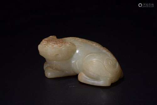 A CARVED JADE BEAST.QING PERIOD