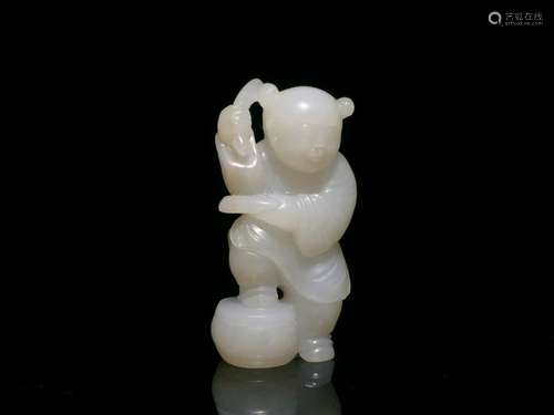 A CARVED WHITE JADE BOY.ANTIQUE