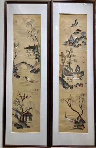 A PAIR OF EMBROIDERED SILK PANELS.QING PERIOD