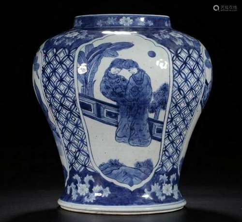 A BLUE AND WHITE JAR.QING PERIOD