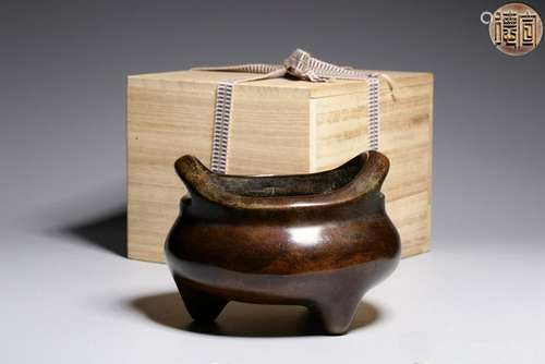 A BRONZE CENSER AND BOX.QING PERIOD