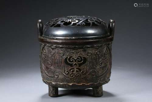 A CARVED BRONZE CENSER AND COVER.ANTIQUE