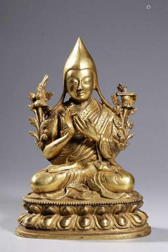 A BRONZE FIGURE OF TSONGKHAPA.QING PERIOD