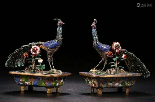 A PAIR OF GOLD--WIRE-WOVEN ENAMEL PHOENIXS.