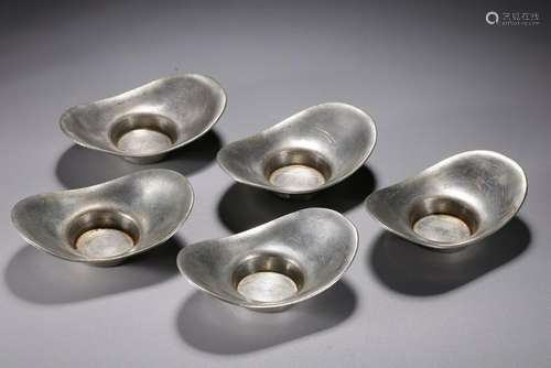 A SET OF FIVE JAPANESE SILVER CUP STANDS.ANTIQUE