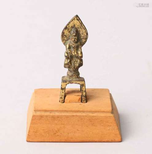 銅鎏金菩薩像