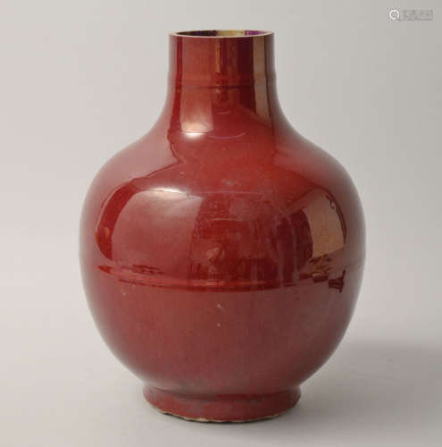 紅釉瓶