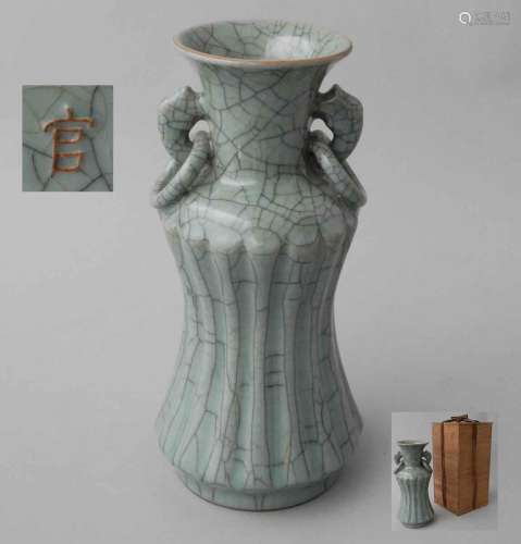 官窯花瓶