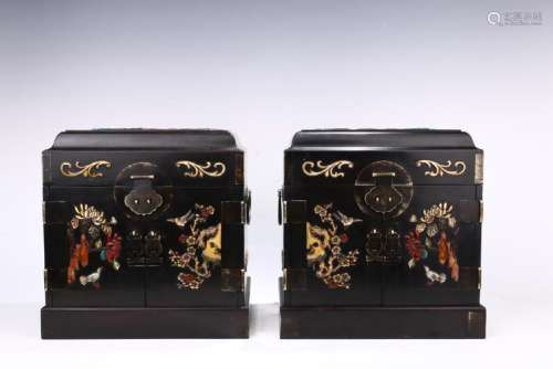 PAIR OF ROSEWOOD CARVED JEWELLERY BOXES