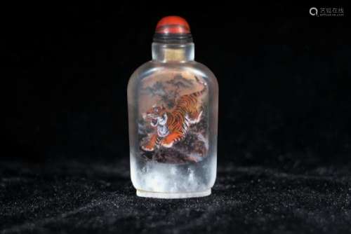 INNER-PAINTED TIGER CRYSTAL SNUFF BOTTLE