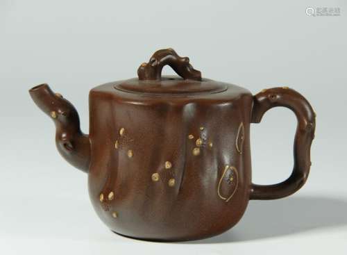 Colored Plum Flower Zi Sha Tea Pot, Made by Celebrity