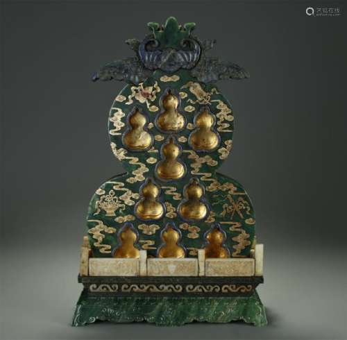 Spinach Jade, Niche for a Statue of the Buddha