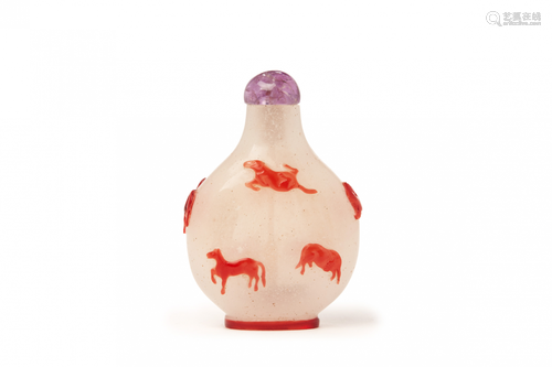 AN 'EIGHT HORSES' RED OVERLAY GLASS SNUFF BOTTLE