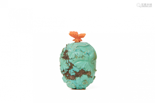 A CARVED TURQUOISE SNUFF BOTTLE WITH CORAL BUTTERFLY STOPPER