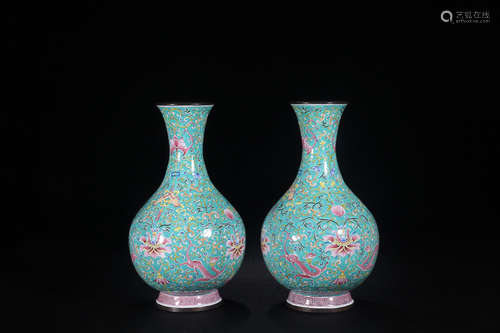 QIANLON MARK DRAGON PATTERN VASES