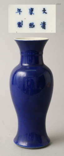 清康熙藍釉瓶