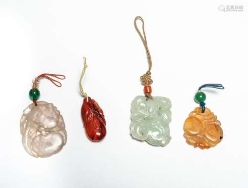 Group Chinese Antique Jade & Agate Pendants