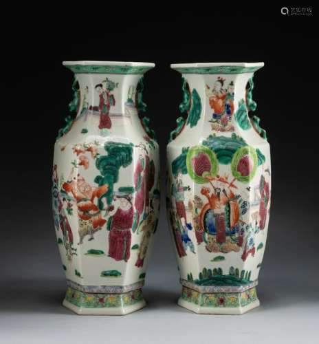 Pair 19th Chinese Antique Famille Rose Vases