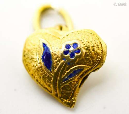 Estate 9kt Yellow Gold & Enamel Heart Pendant