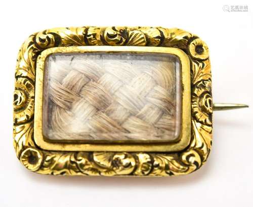 Antique Georgian 14kt Yellow Gold Mourning Pendant